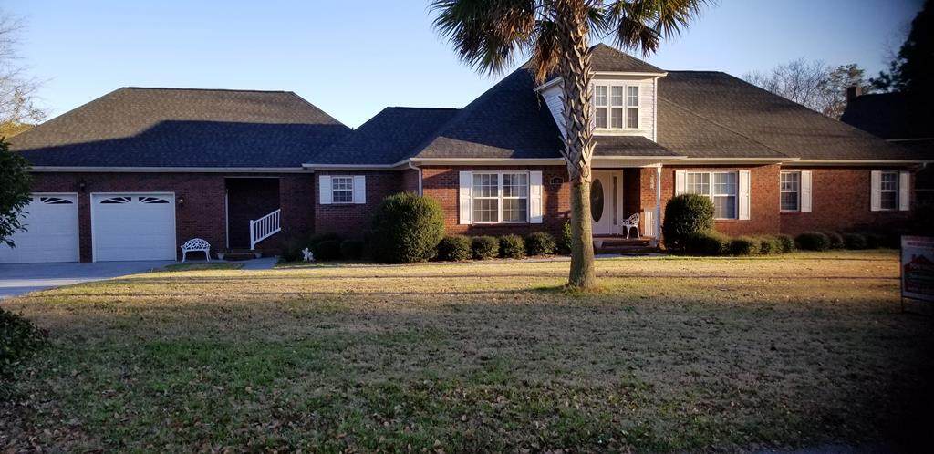 1109 Shoreland - Photo 1