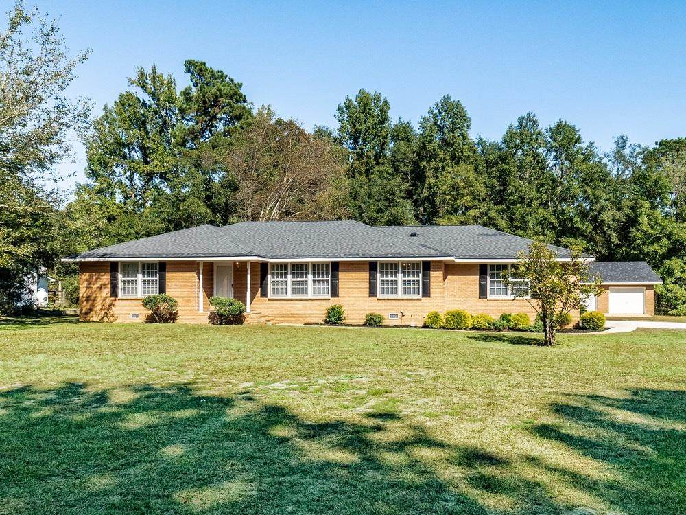 2179 Tanglewood Rd - Photo 1