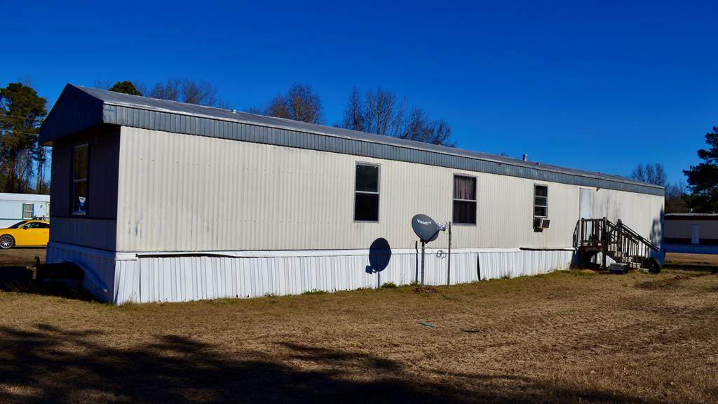 44 Childrens Lane - Photo 1