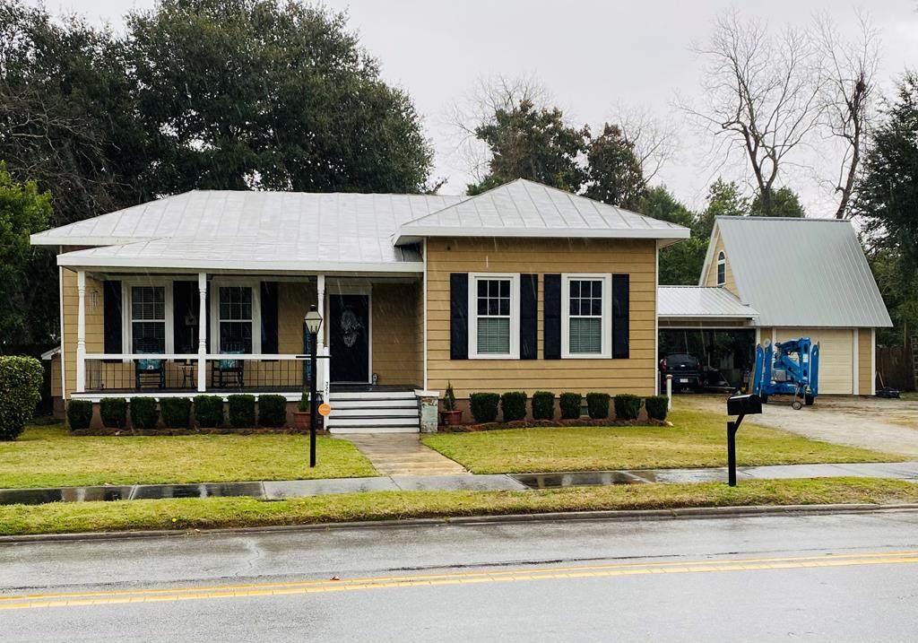 321 N Salem Ave - Photo 1