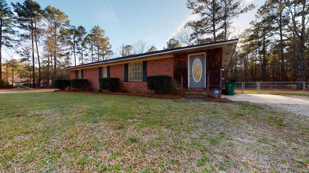 3720 Furman Rd - Photo 1