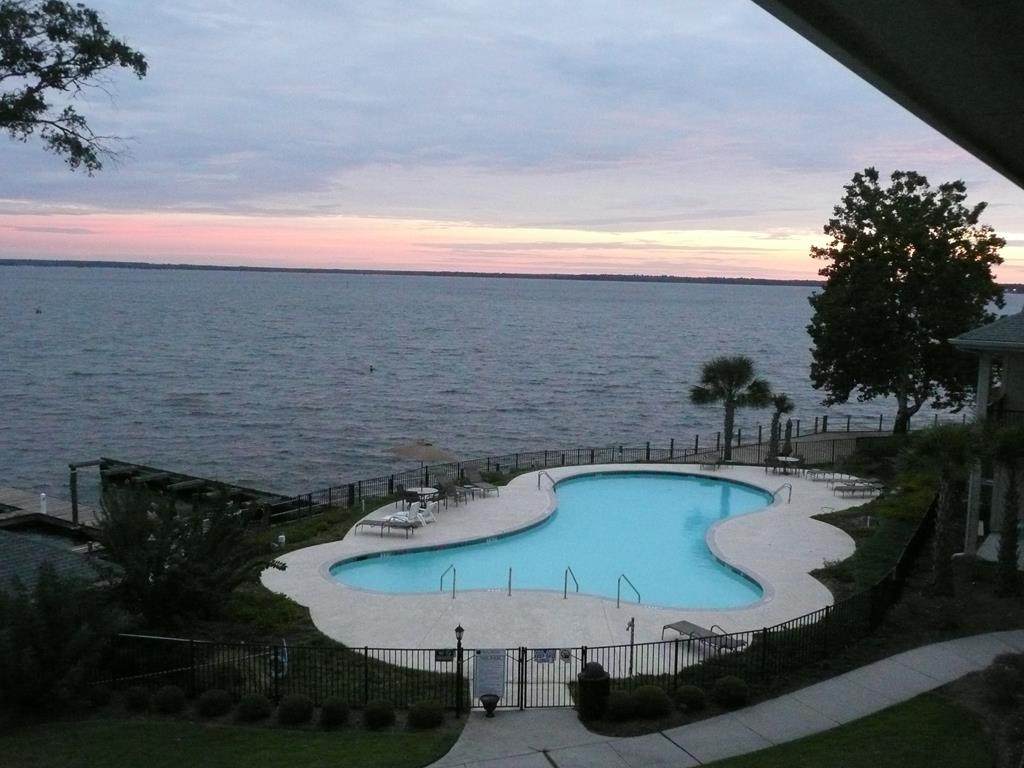 431 Ballard Lane - Photo 1
