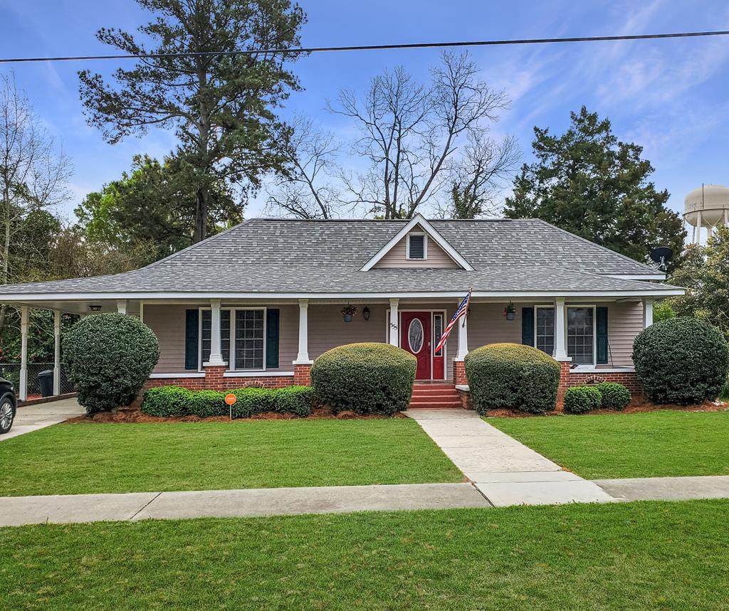 555 W Barkley Drive - Photo 1