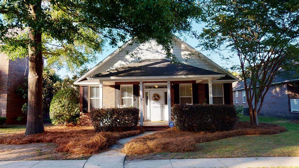 3200 Mayflower Ln - Photo 1