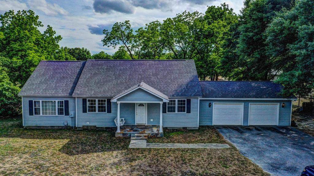 56 Dixon Dr - Photo 1