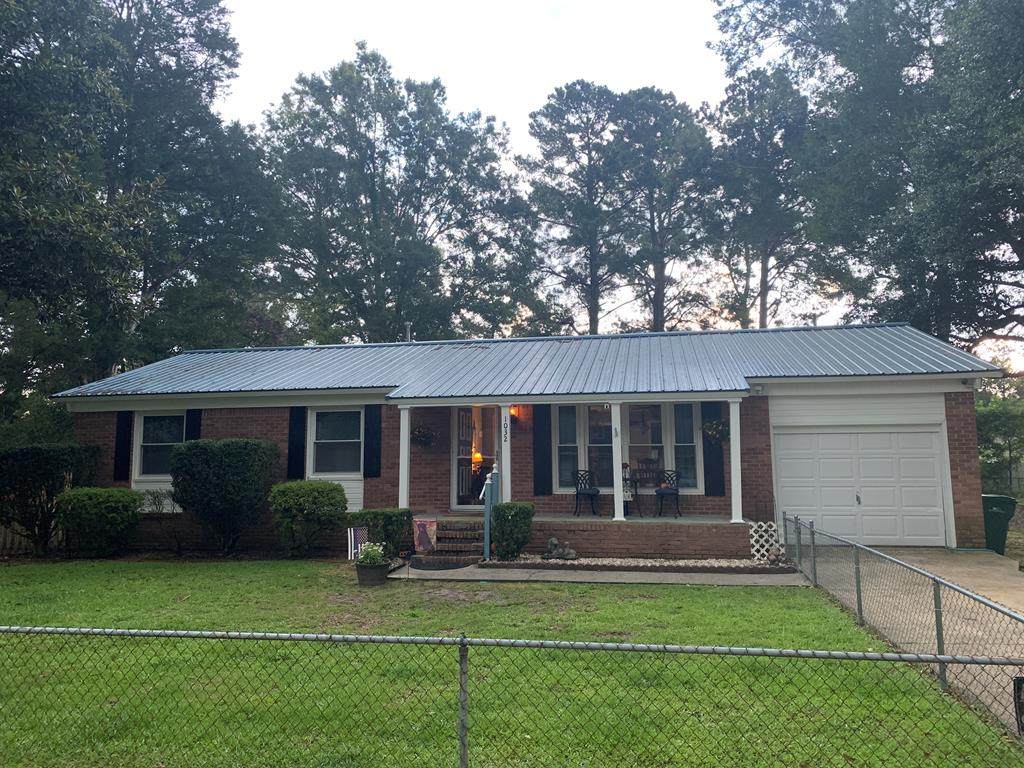 1032 E. Sherwood Dr - Photo 1