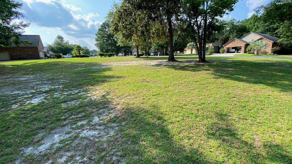 200 Ridge Lake Drive (F-48) - Photo 1