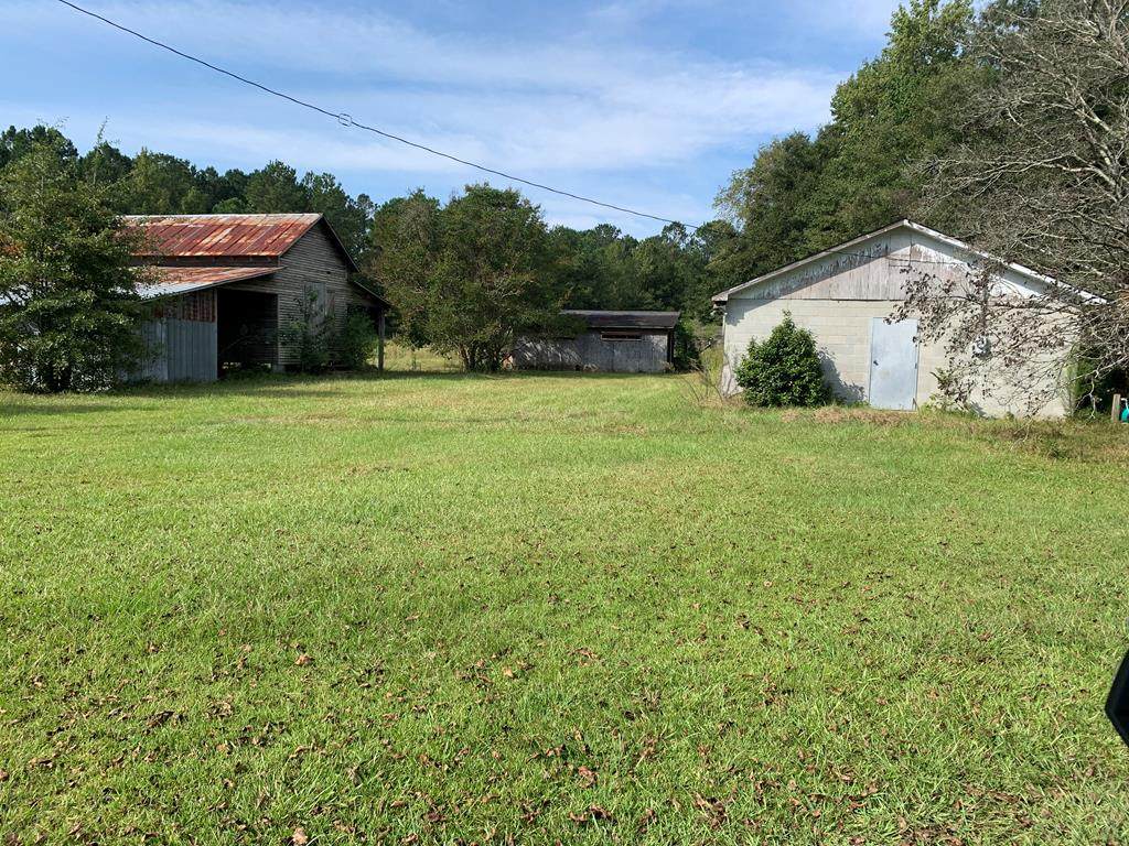 1428 Kingstree Hwy - Photo 1