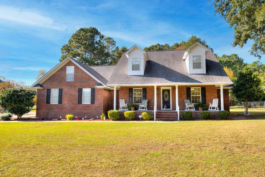 1466 Lakeview Drive - Photo 1