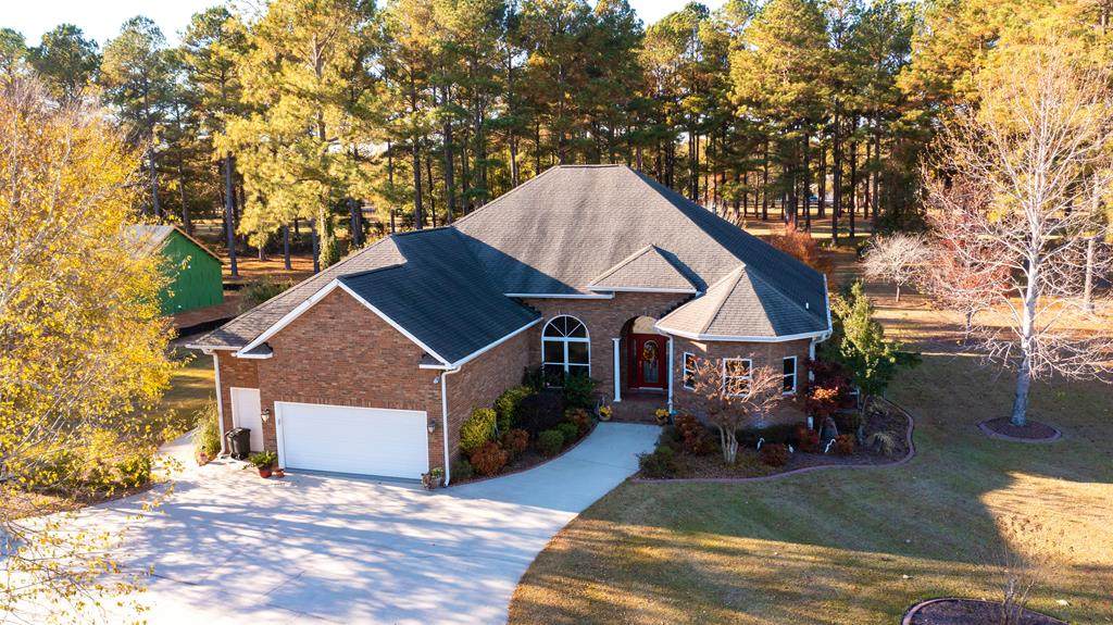 407 Pinelake Court - Photo 1