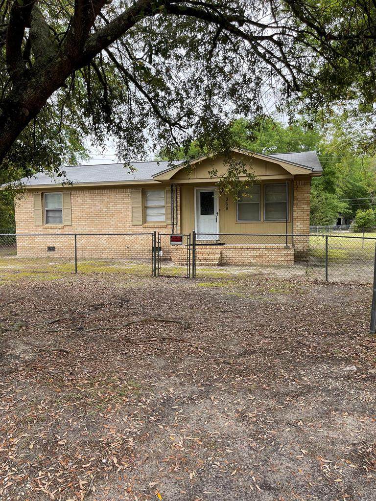 369 Gatewood Drive - Photo 1