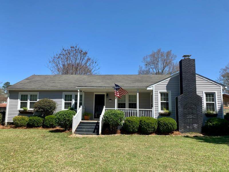 415 Pinehill - Photo 1