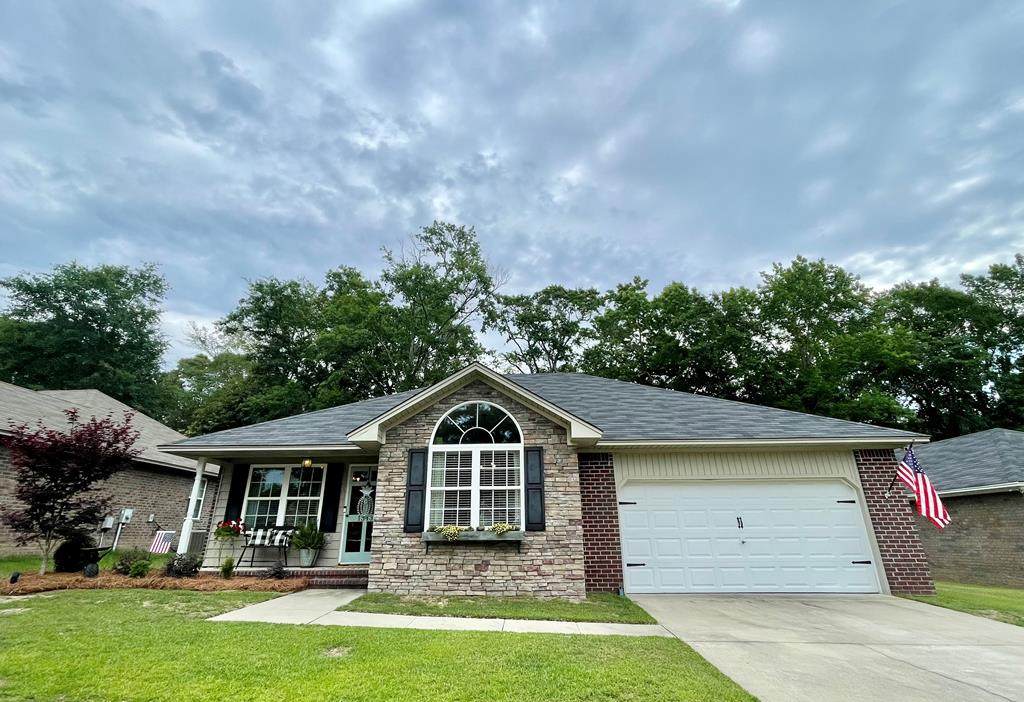 1343 Glastonbury Rd - Photo 1