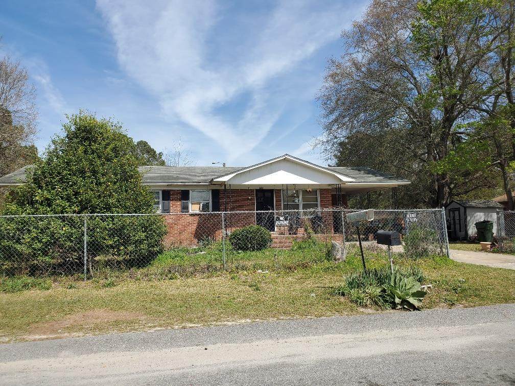 1107 Diggs Avenue - Photo 1