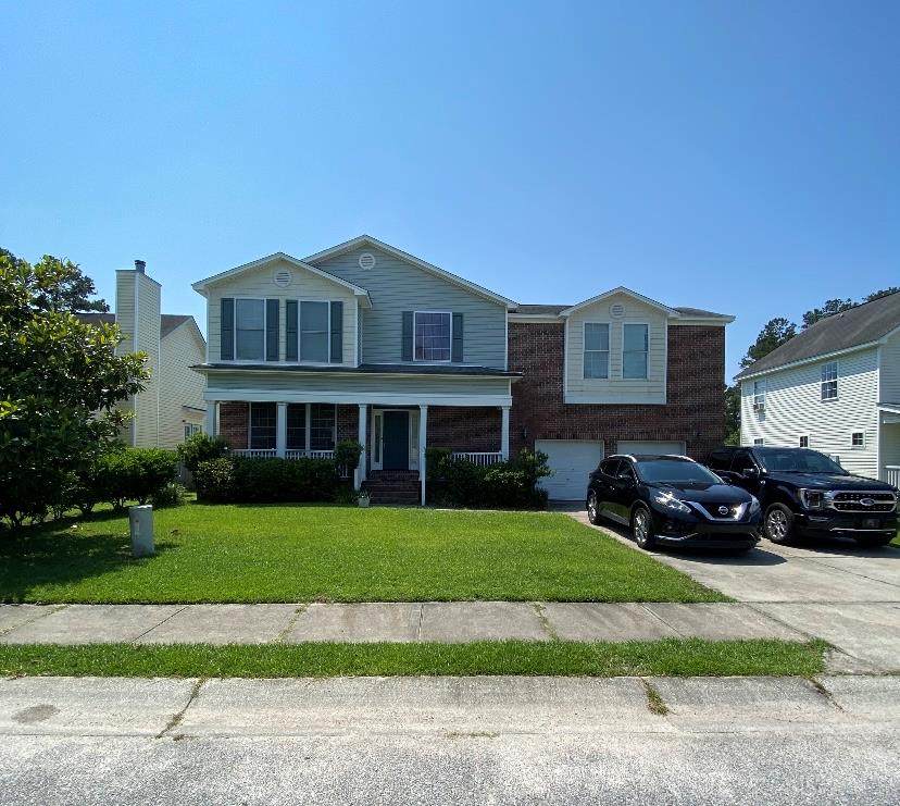 130 Cotillion Crescent - Photo 1