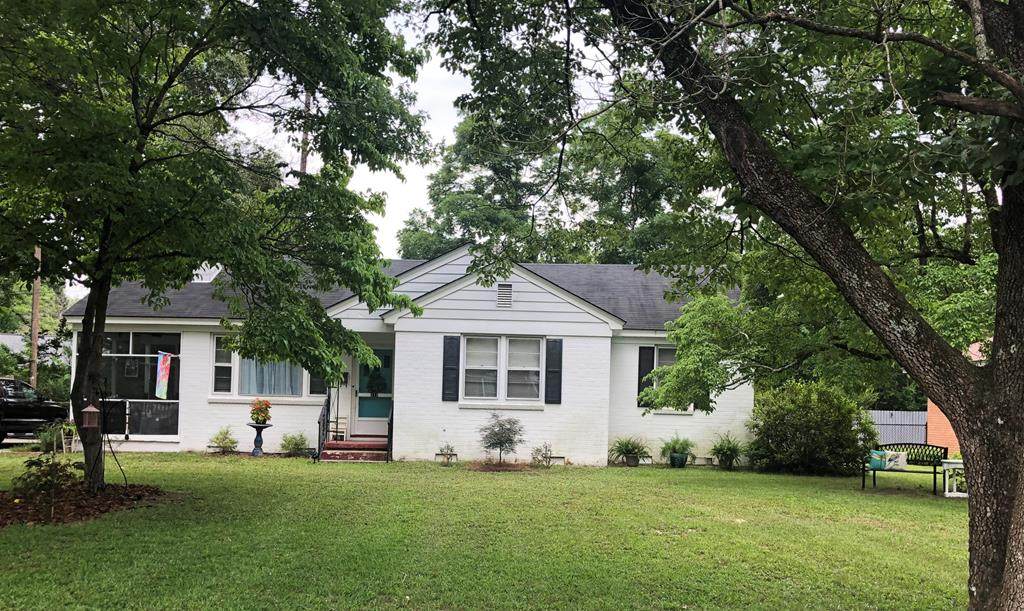 414 Baldwin Street - Photo 1