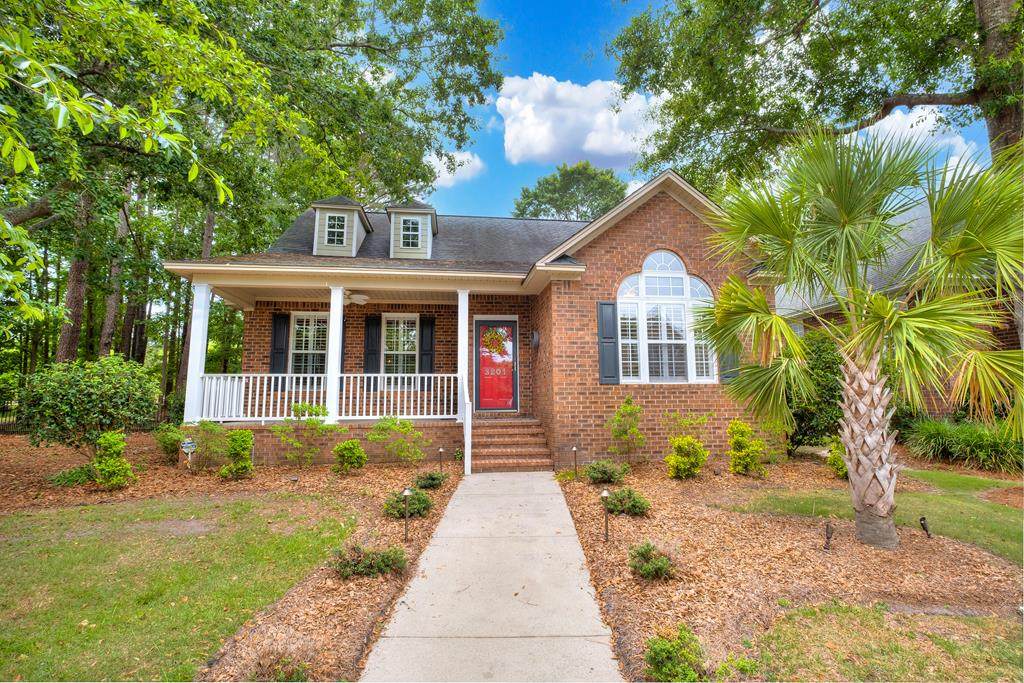 3201 Mayflower Ln - Photo 1