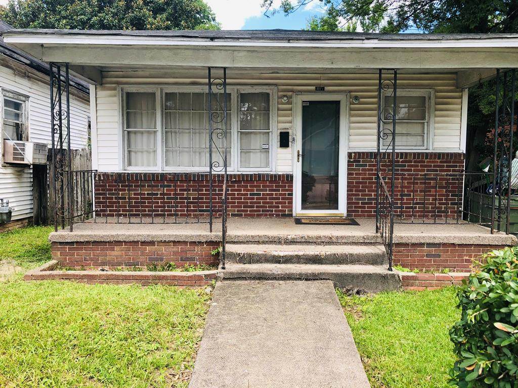 307 1/2 Manning Ave - Photo 1