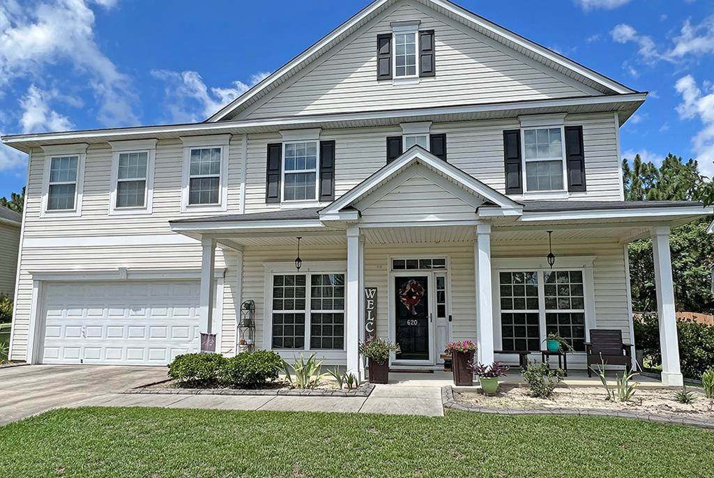 620 Batty Way - Photo 1