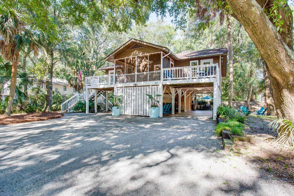 608 Jungle Road - Photo 1