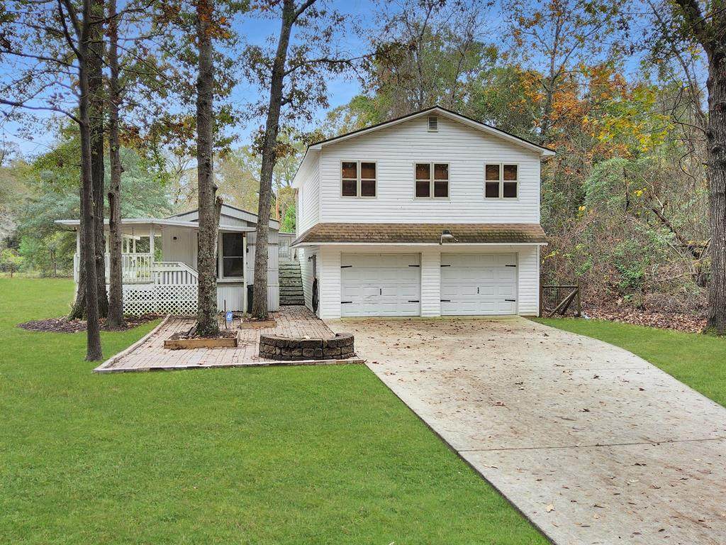 414 4th Street - Photo 1