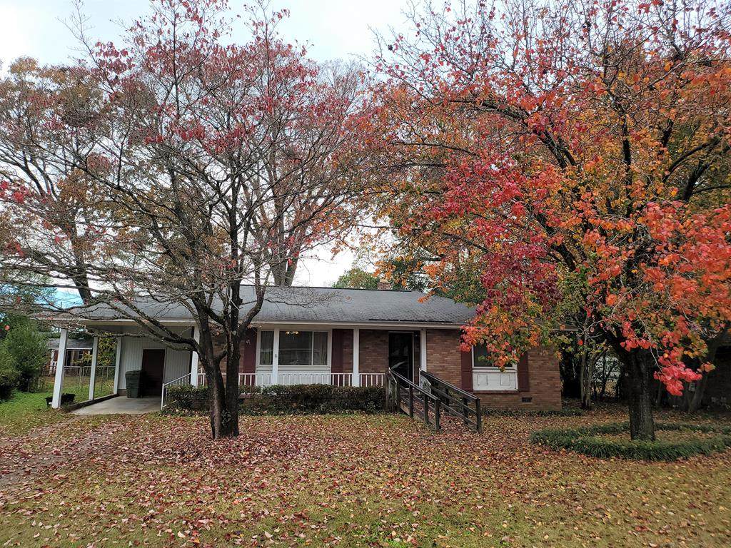 1933 W Oakland Ave - Photo 1