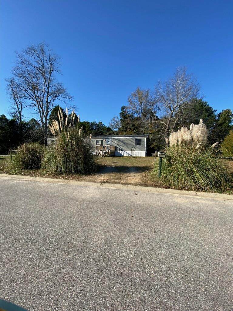 1718 Jessica Dr - Photo 1