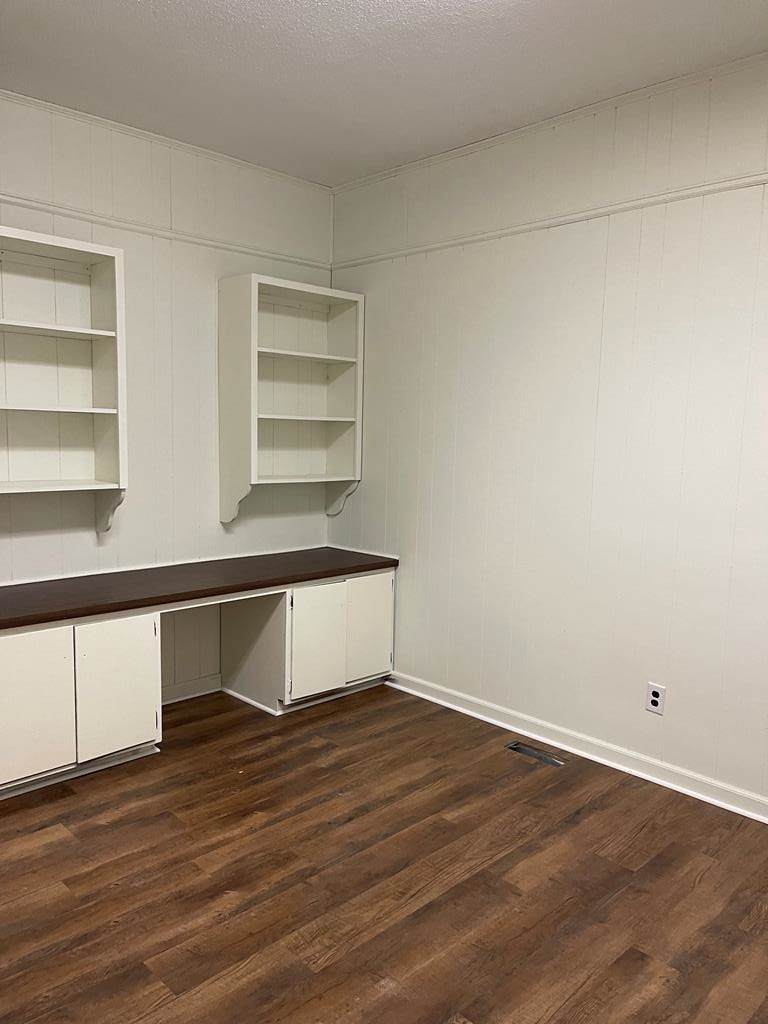 19 E Calhoun St - Photo 1