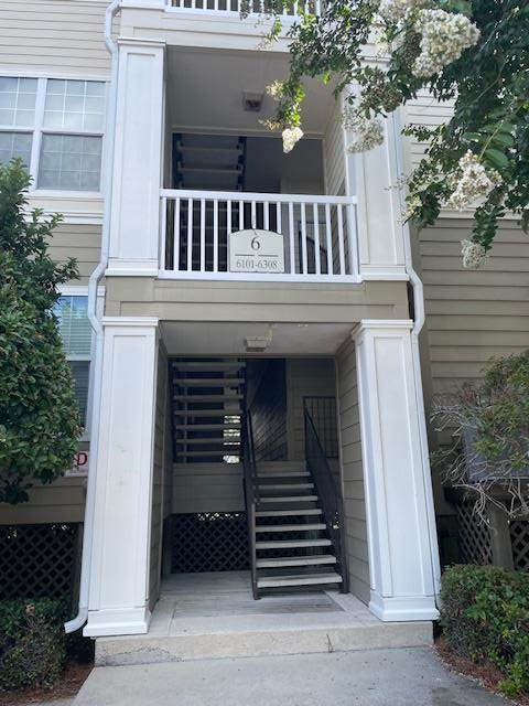700 Daniel Ellis Drive - Photo 1