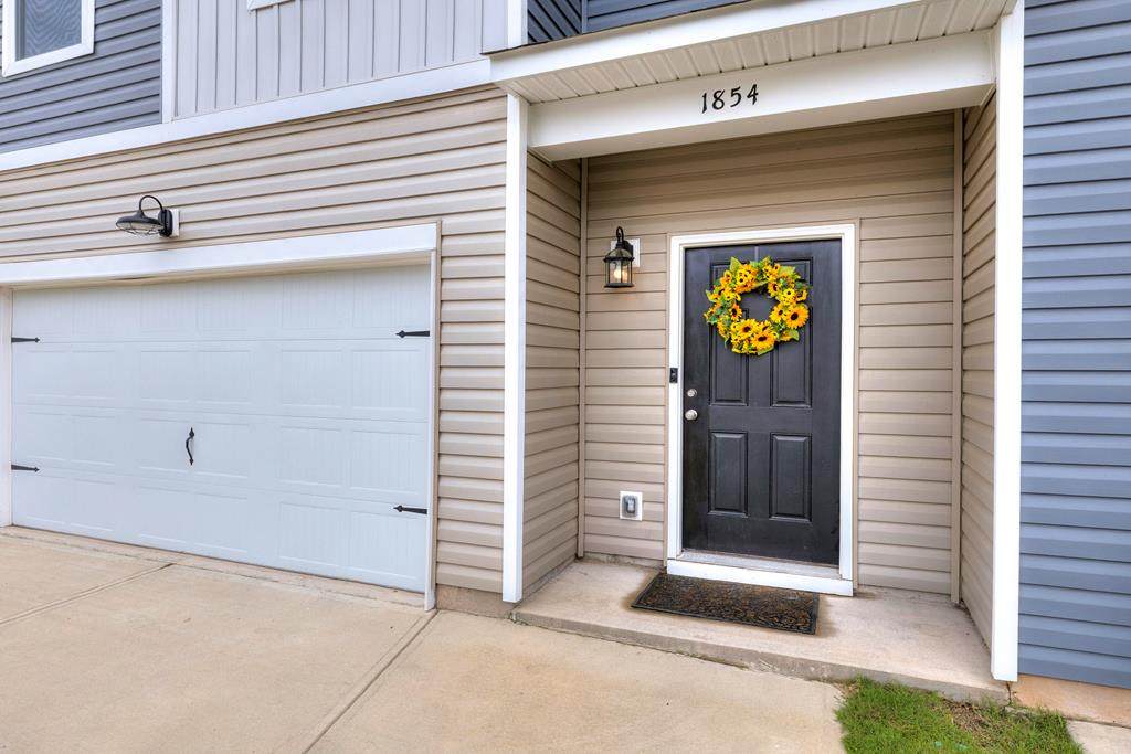 1854 Gabriel Ln - Photo 1
