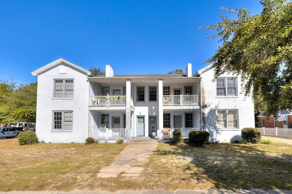 25 Charlotte - Photo 1