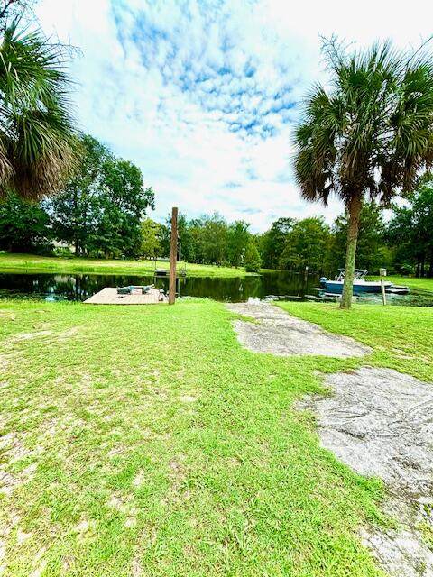 2642 Francis Marion Boulevard - Photo 1