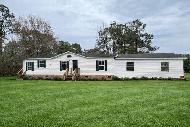 1332 Lakewood Drive - Photo 1