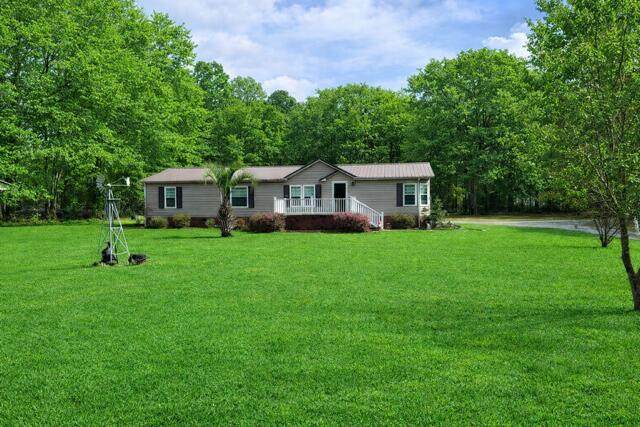 1044 Hickory Drive - Photo 1