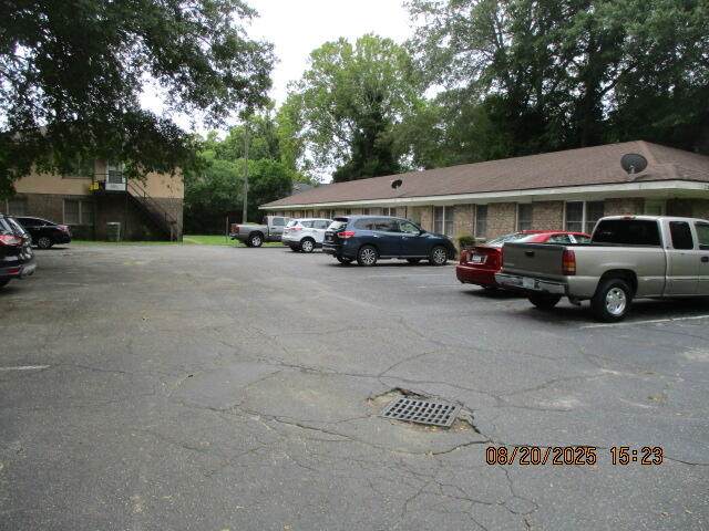 340 Hampton Avenue - Photo 1