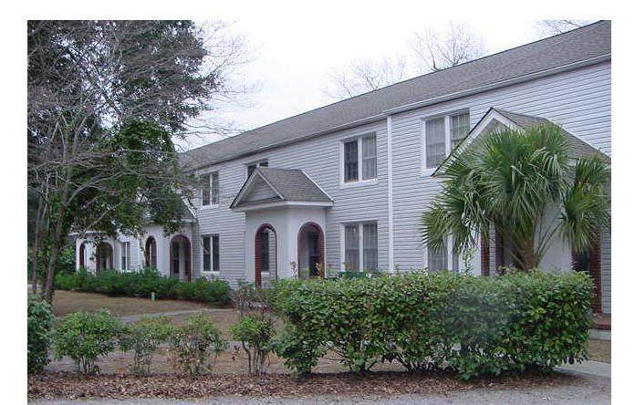 20 Warren Court # 5 - Photo 1