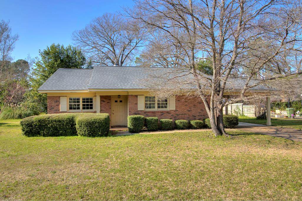 407 Alice Court - Photo 1