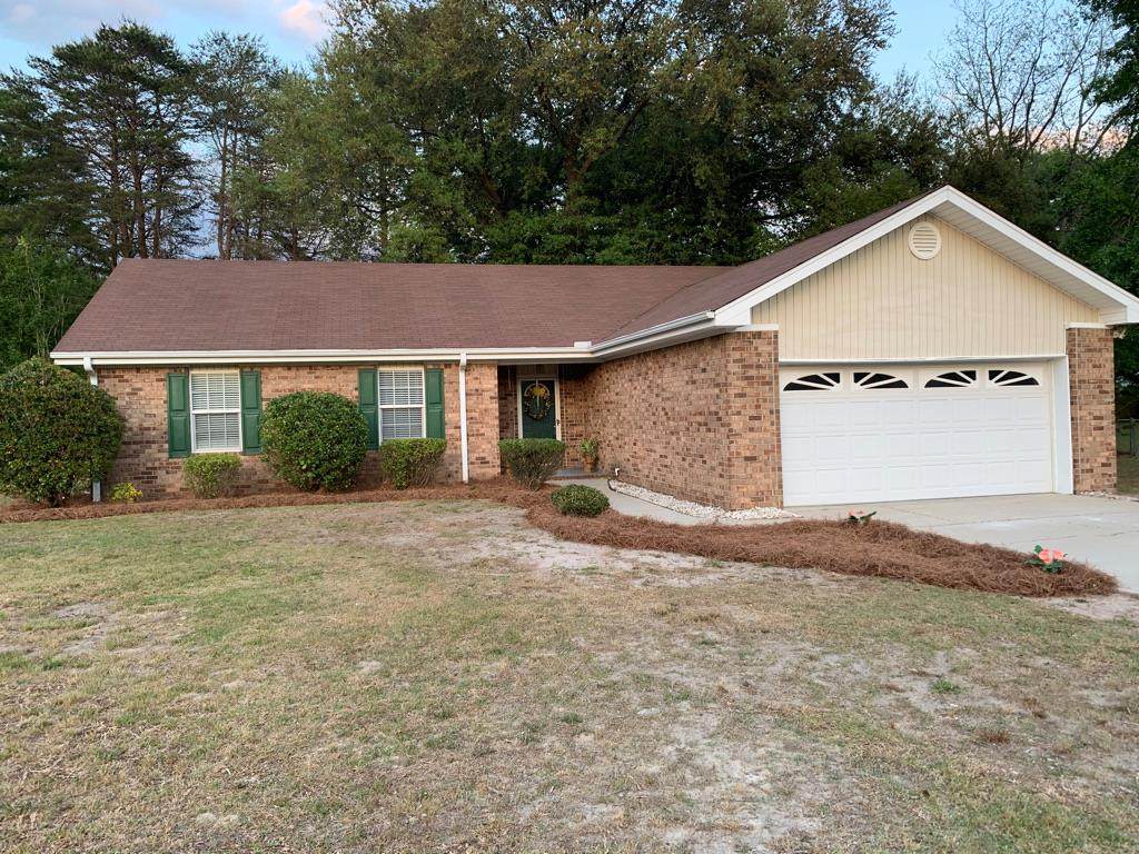 988 Saltwood Rd - Photo 1