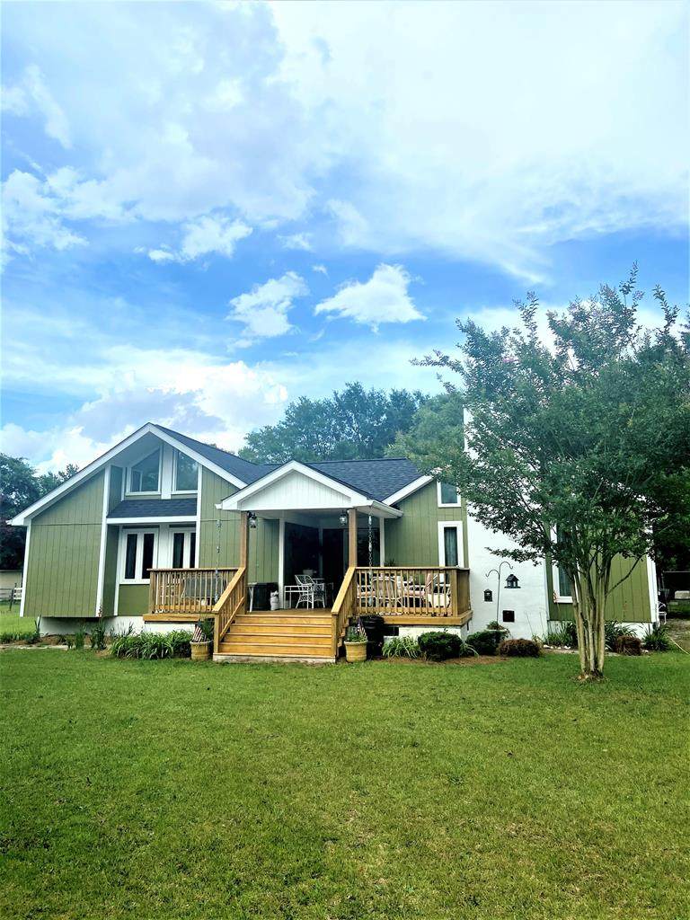 811 Santa Fe Trail - Photo 1