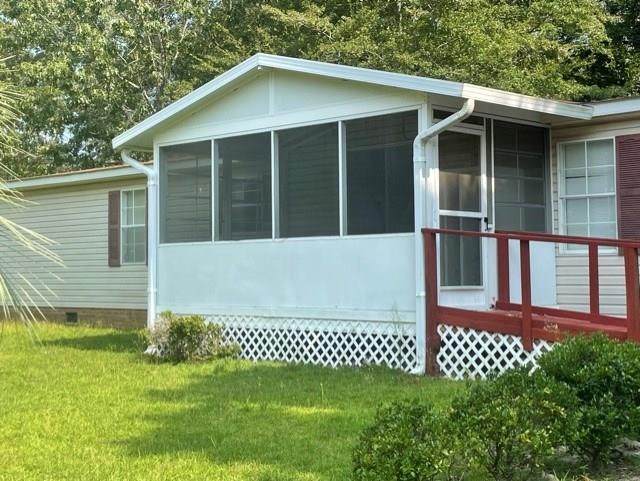 126 Misty Woods Drive - Photo 1