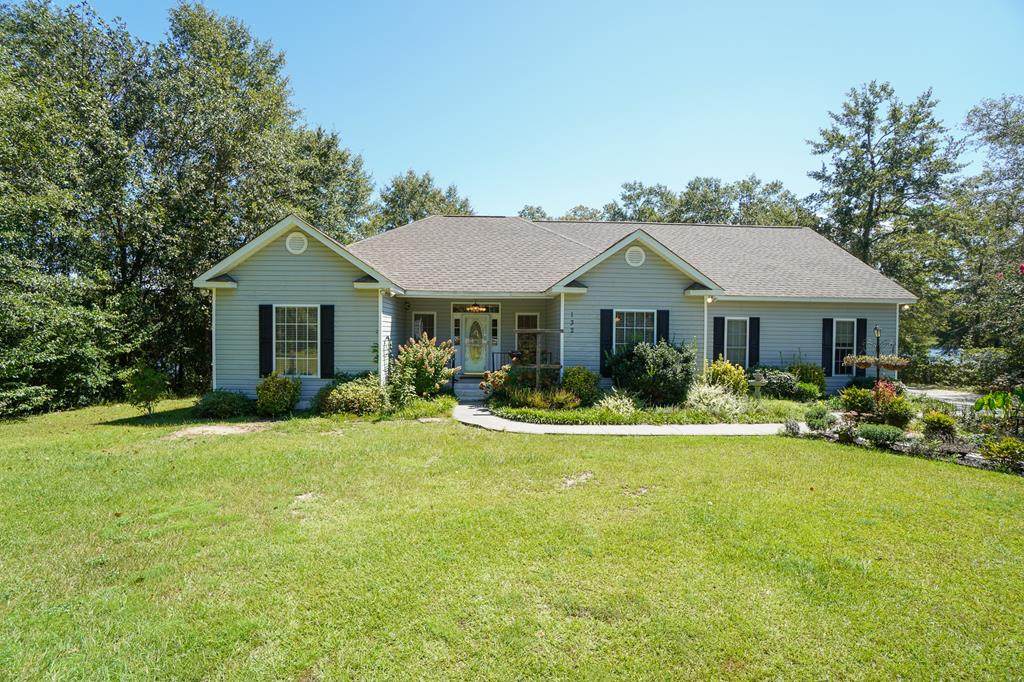 132 Shore Drive - Photo 1
