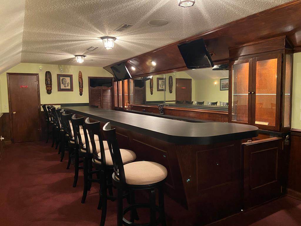 310 Manning Ave - Photo 1