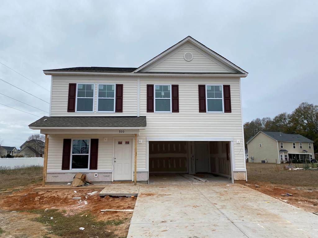 920 Mccathern Ave. (38) - Photo 1