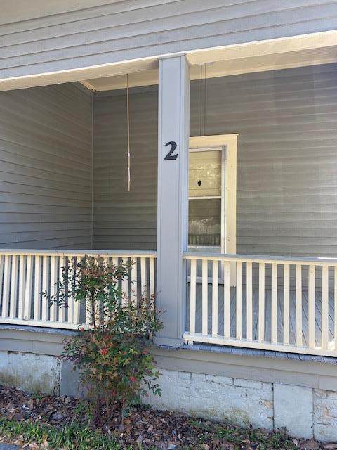 112 W.Calhoun Street - Photo 1