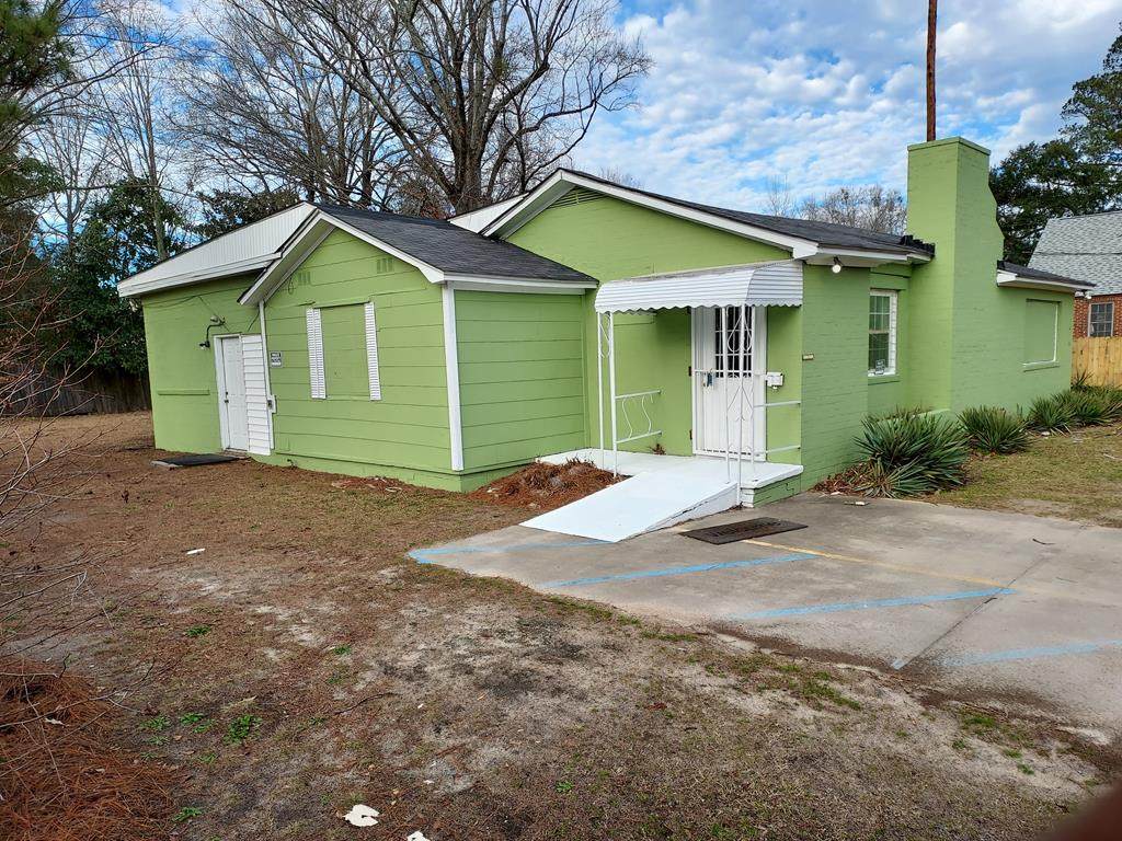 305 Charlotte Avenue - Photo 1