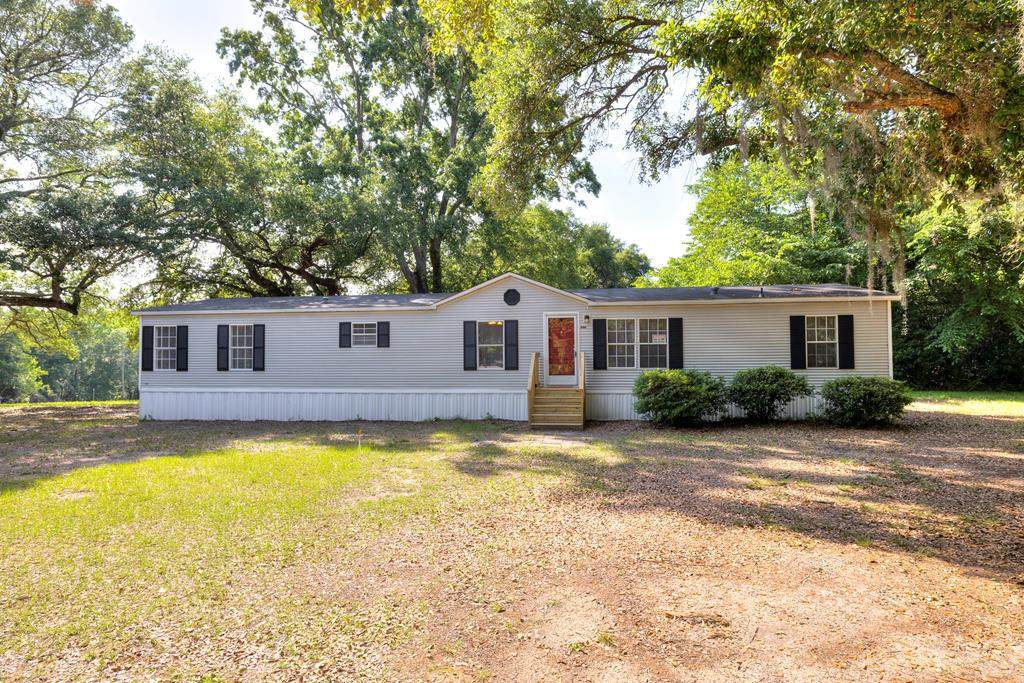 5615 Oak Hill Road - Photo 1