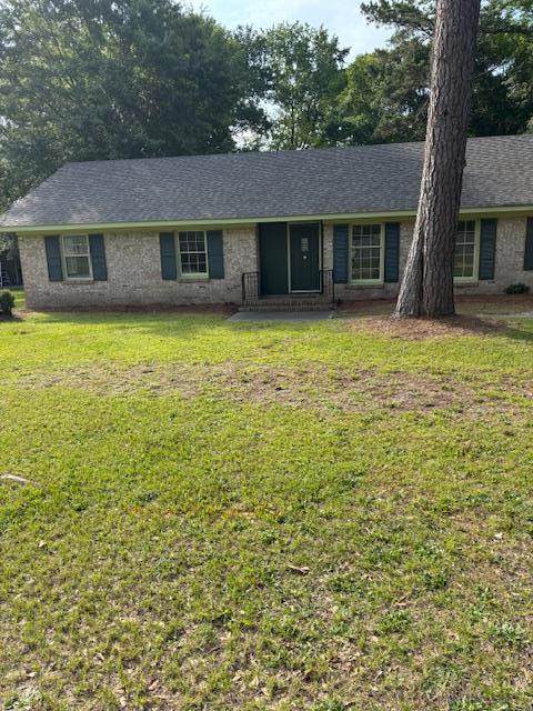 766 Mckay Street - Photo 1