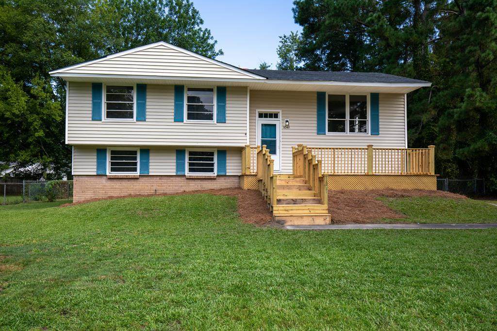 1045 Marion Lane - Photo 1