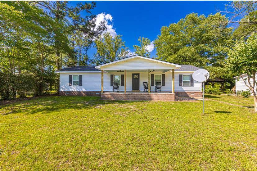 1044 Levi Street - Photo 1