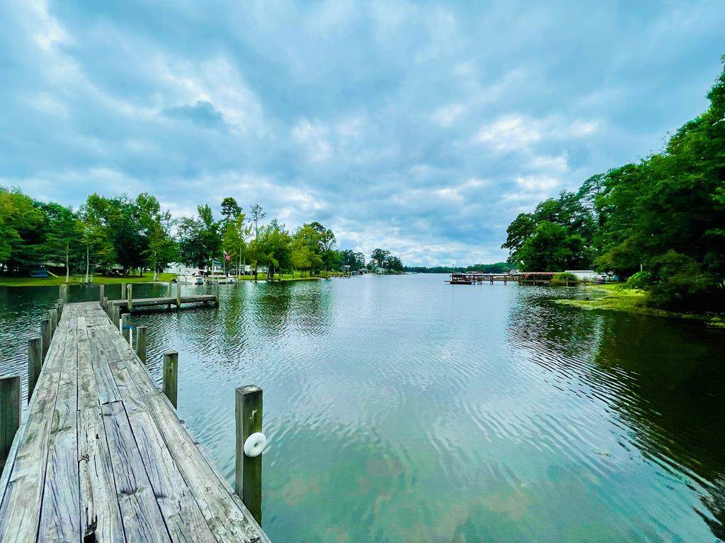 1651 Charles Dr - Photo 1